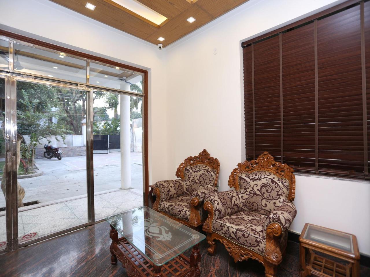 Oyo 10448 Green View Home Stay Dehradun Exterior foto