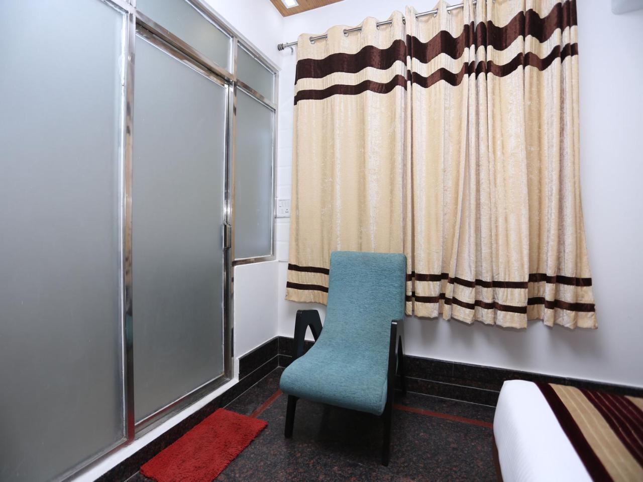 Oyo 10448 Green View Home Stay Dehradun Exterior foto