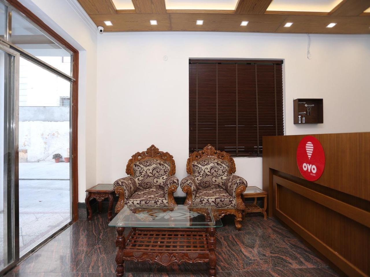 Oyo 10448 Green View Home Stay Dehradun Exterior foto