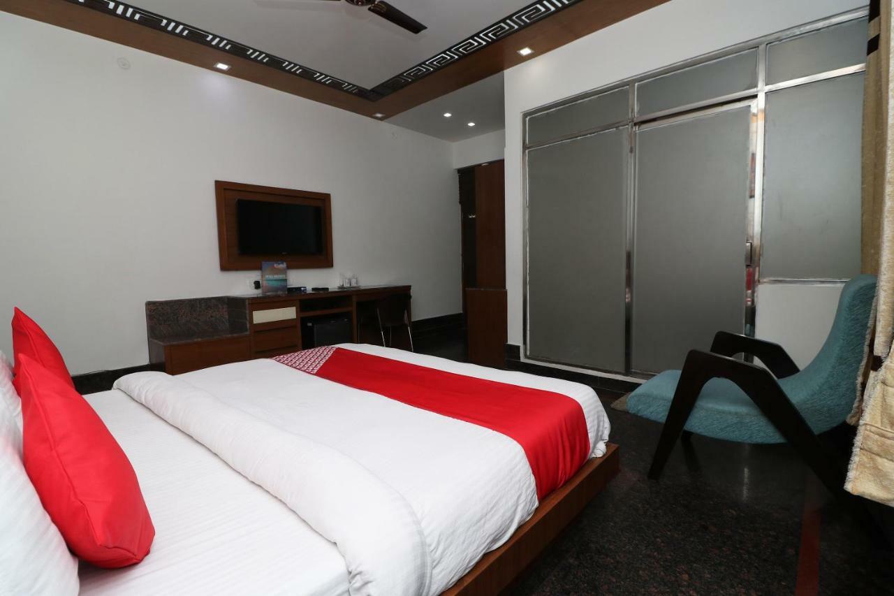 Oyo 10448 Green View Home Stay Dehradun Exterior foto